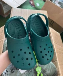 Alternative view of Crocs Pallet